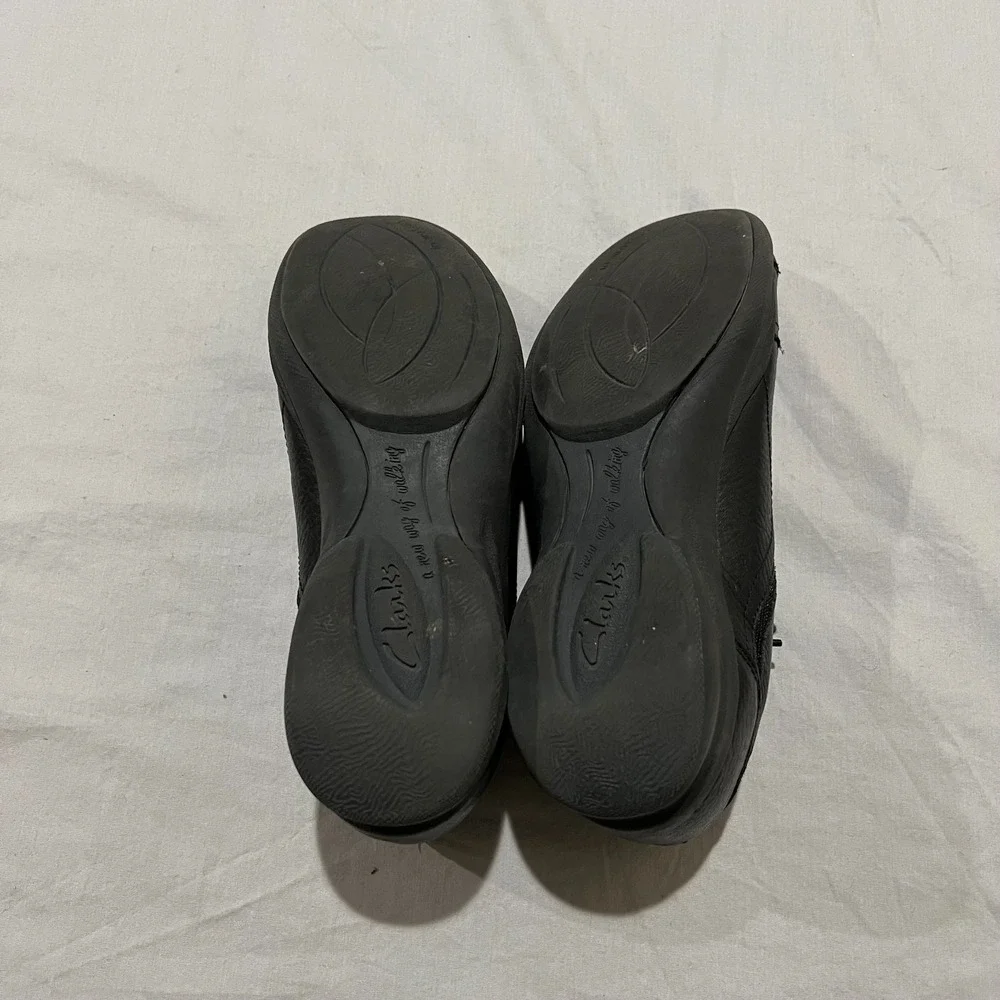 Clarks In Motion Womens Black Leather Low Top Walking Lace-Up Shoes Size 7.5 M